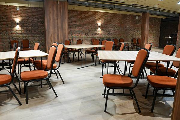 «Янтарный» конференц-зал в укрытии в отеле Optima Collection River Park  фото №114390