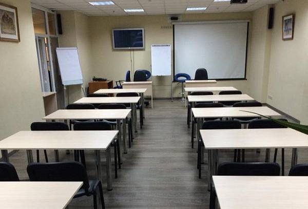 Конференц-залы  «Ракурс» на 30 - 50 - 100 человек фото №112918