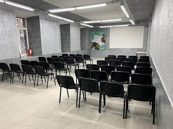 Конференц-зал в центре Киева на 70 человек фото №112935