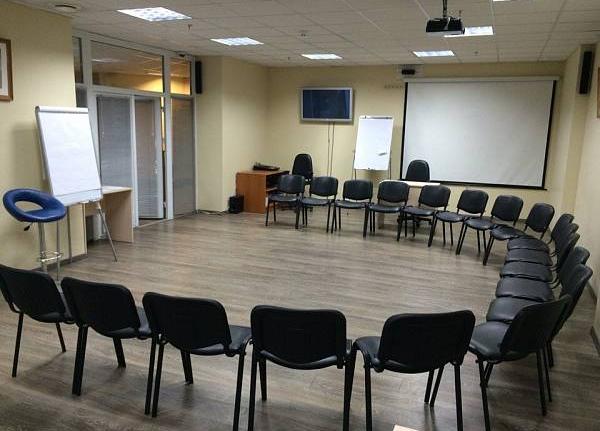 Конференц-залы  «Ракурс» на 30 - 50 - 100 человек фото №112923