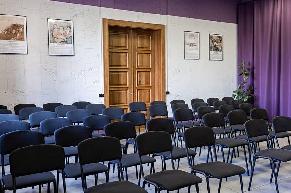 Зал «Фиолетовый» на Крещатике, до 45 гостей фото №113796