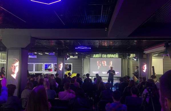 Just in space фото №111067