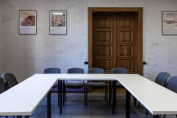 Зал «Фиолетовый» на Крещатике, до 45 гостей фото №113794