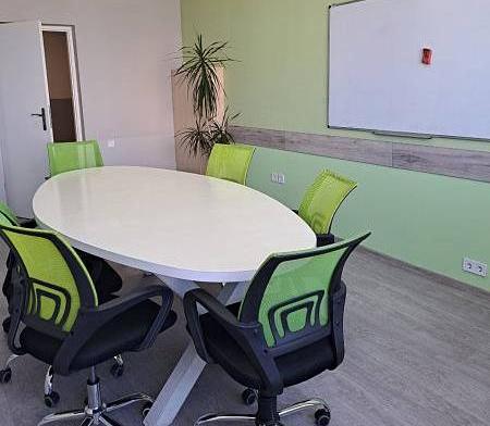 Конференц-зал в смартворкинге Сад (Шулявская) фото №107345