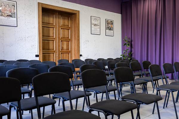 Зал «Фиолетовый» на Крещатике, до 45 гостей фото №113798