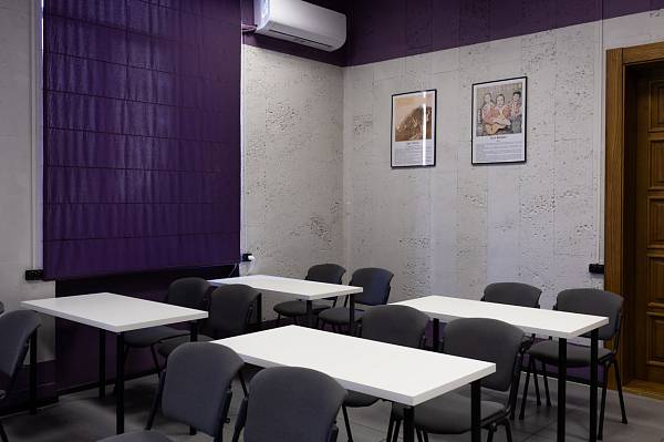 Зал «Фиолетовый» на Крещатике, до 45 гостей фото №113800